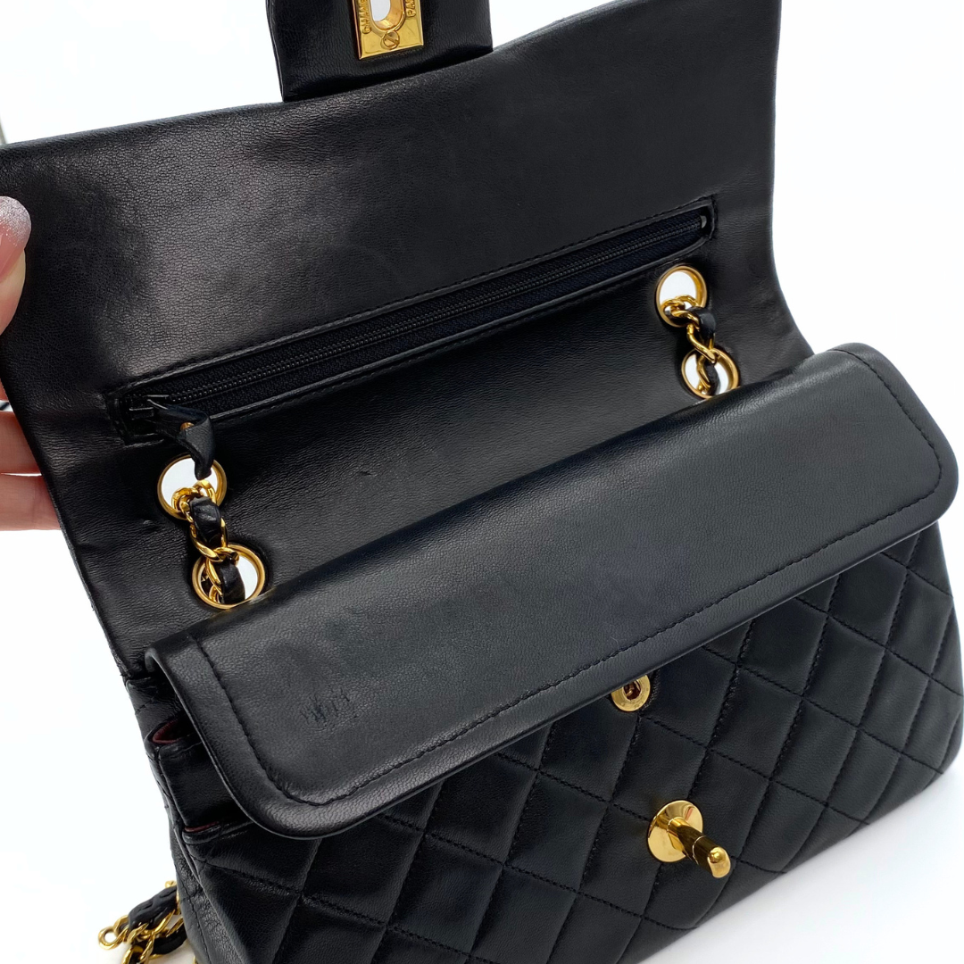 Gleb, 2 Series Small Classic Flap Black Lambskin with seal and card