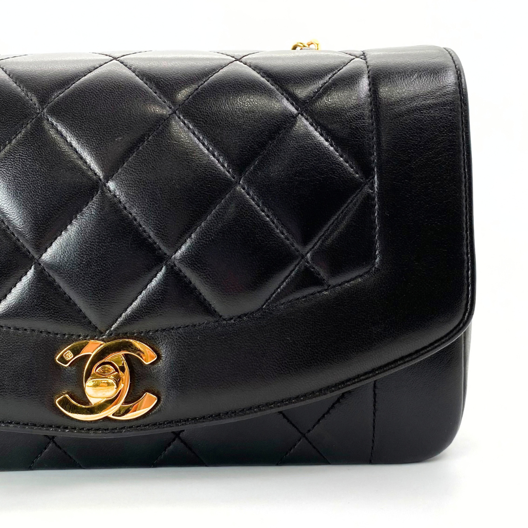 Issei, 2 Series Small Diana Black Lambskin with seal and card