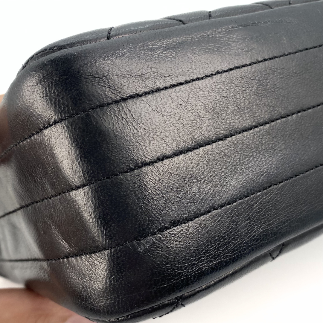 Reina, 0 Series Half Moon Black Lambskin with seal only
