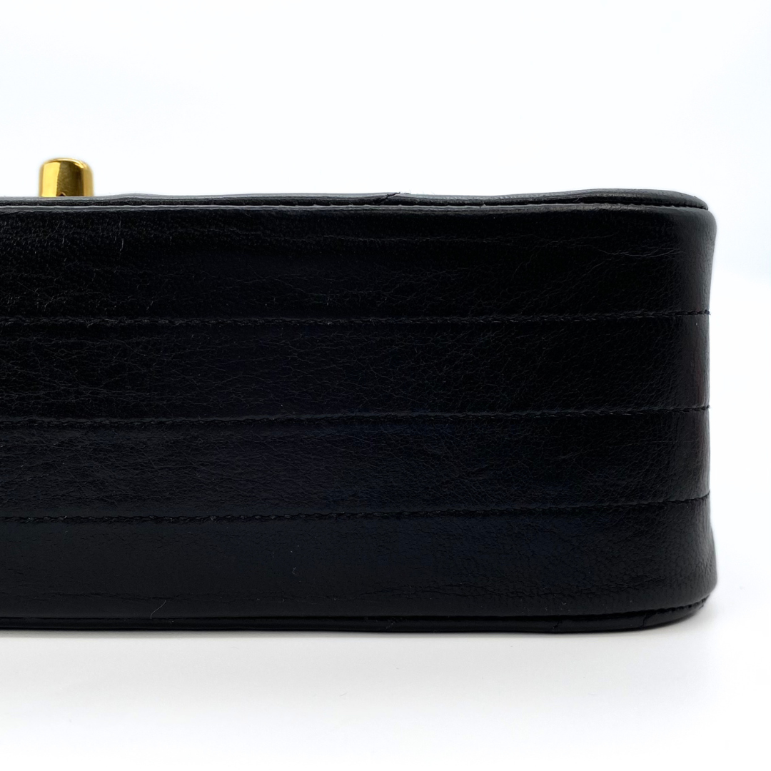 Awino, 1 Series Wave Stitch Black Lambskin with seal only