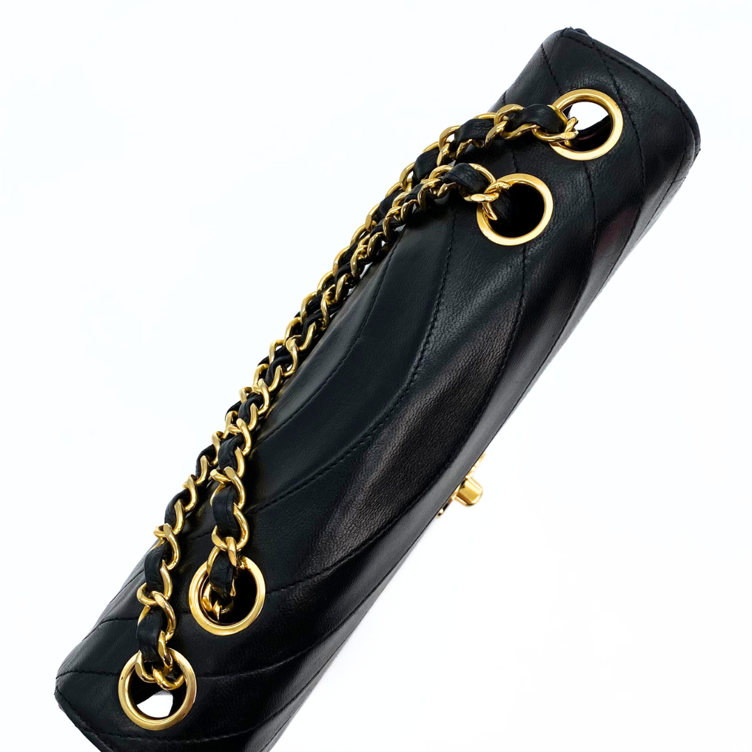 Awino, 1 Series Wave Stitch Black Lambskin with seal only