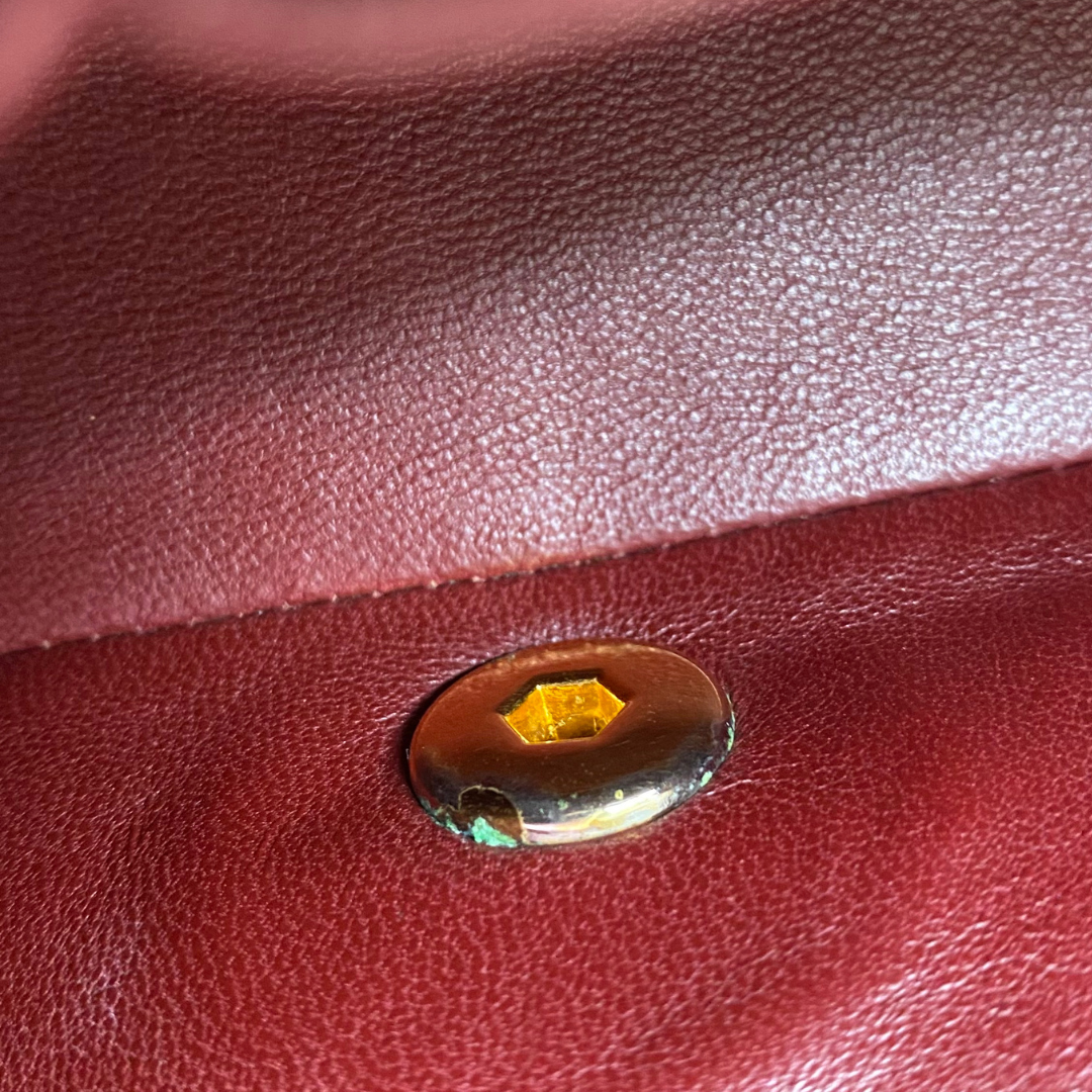 Arata, 1 Series Small Full Flap Black Lambskin with seal and card