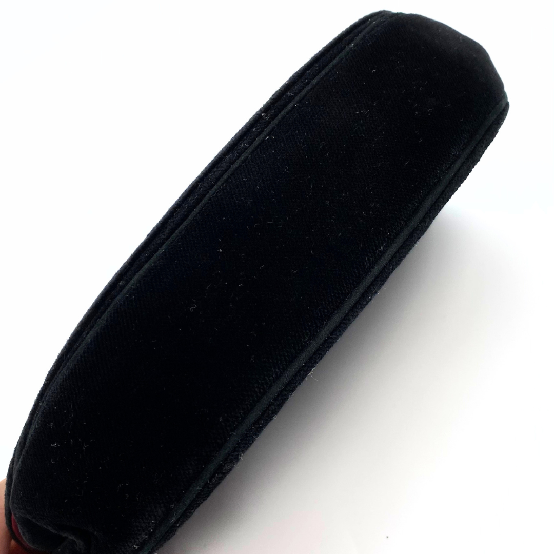 Brahma, 0 Series Half Moon Black Velvet with seal and card