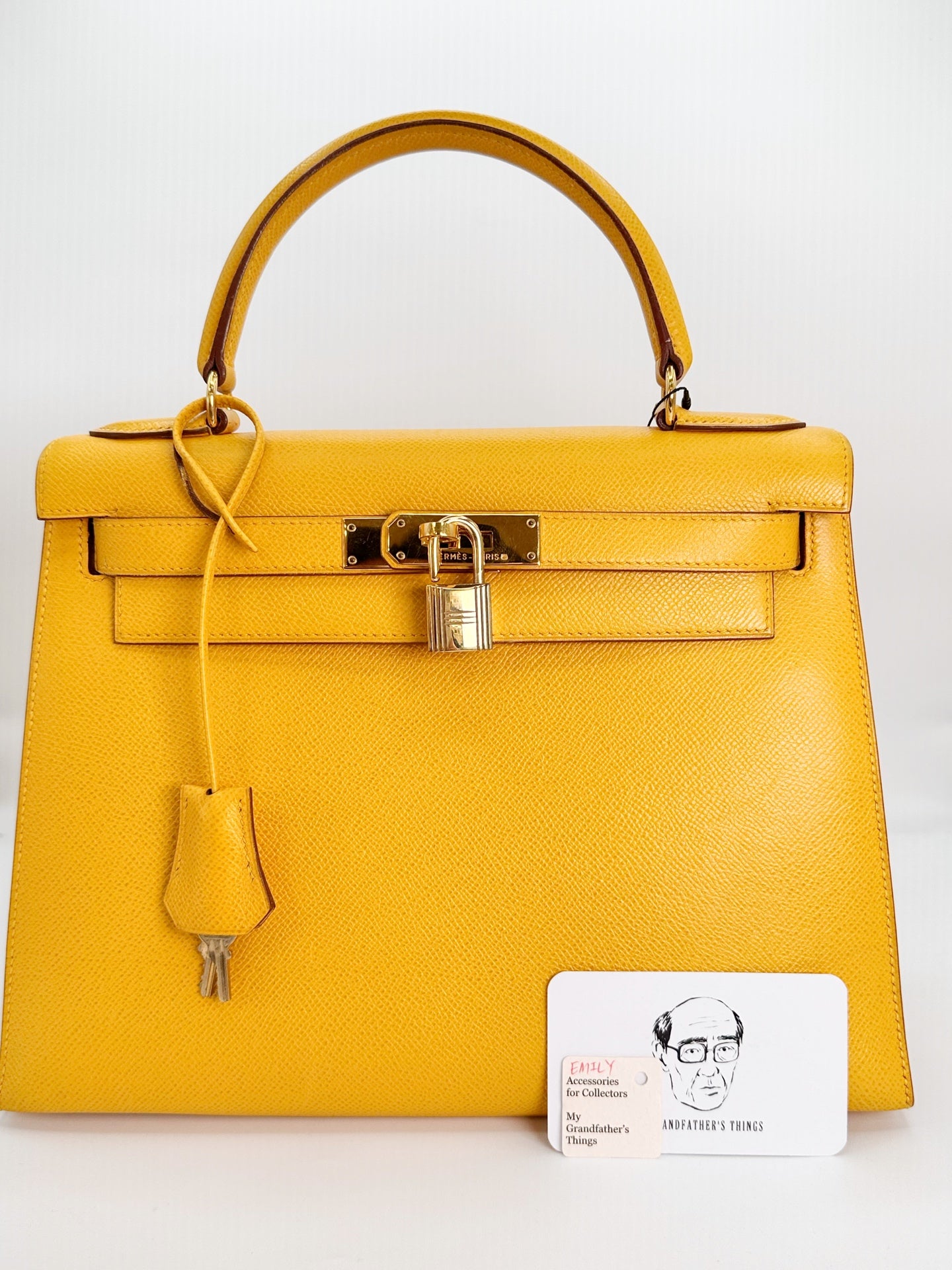 Emily, Vintage Authentic Hermes ⭕X 1994 kelly 28 sellier stitching jaune courchevel leather with strap, chain, clochette, and key