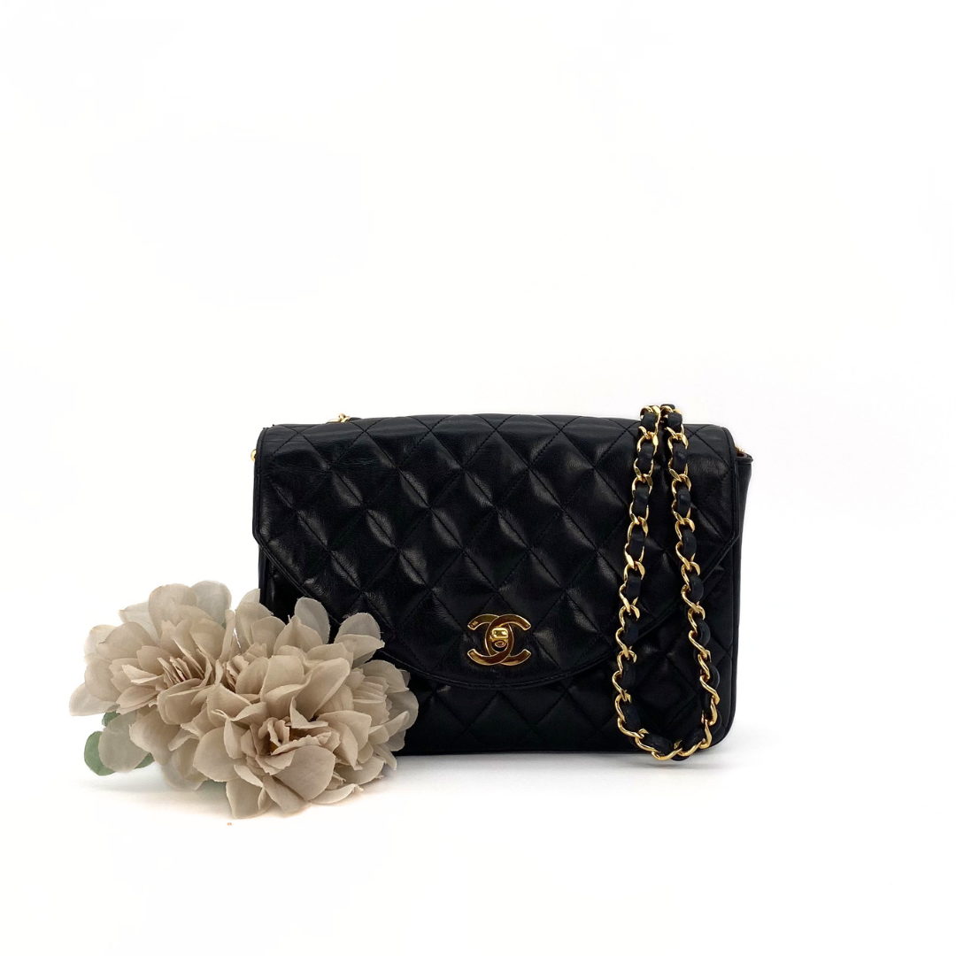 Reina, 0 Series Half Moon Black Lambskin with seal only
