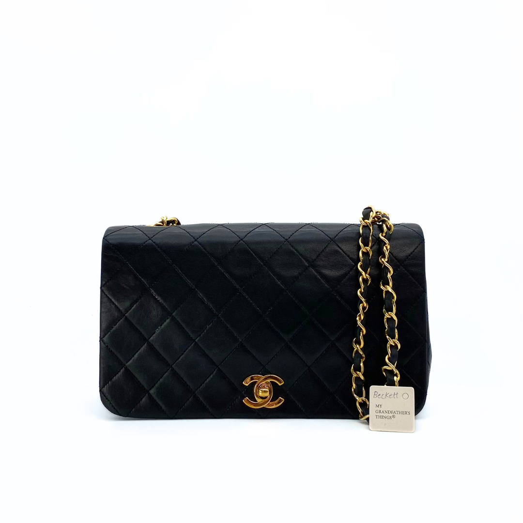 Beckett, 1 Series Small Full Flap Black Lambskin with seal and card