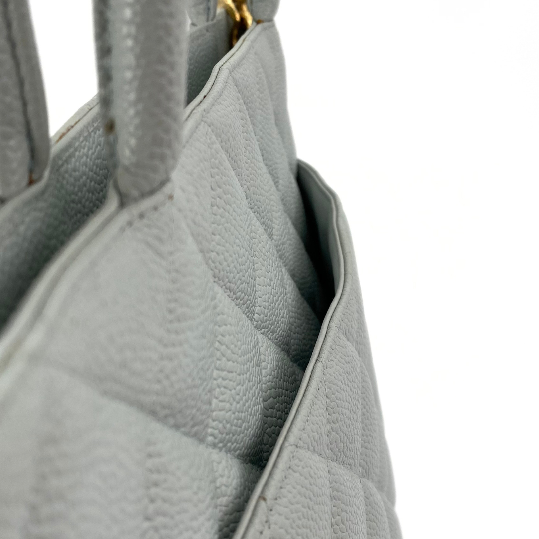 Preston, 7 Series Medallion Tote Light Blue Caviar with seal and card