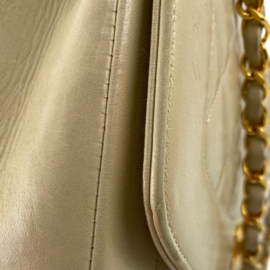 Iduna, 2 Series Medium Beige Lambskin with seal and card