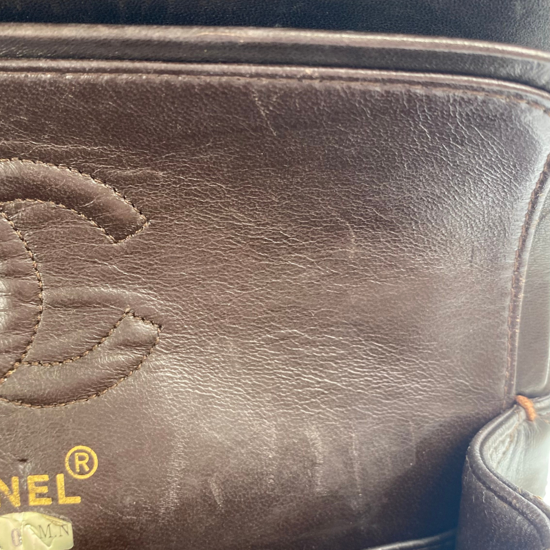 Leandro, 1 Series Small Classic Flap Brown Lambskin with seal only