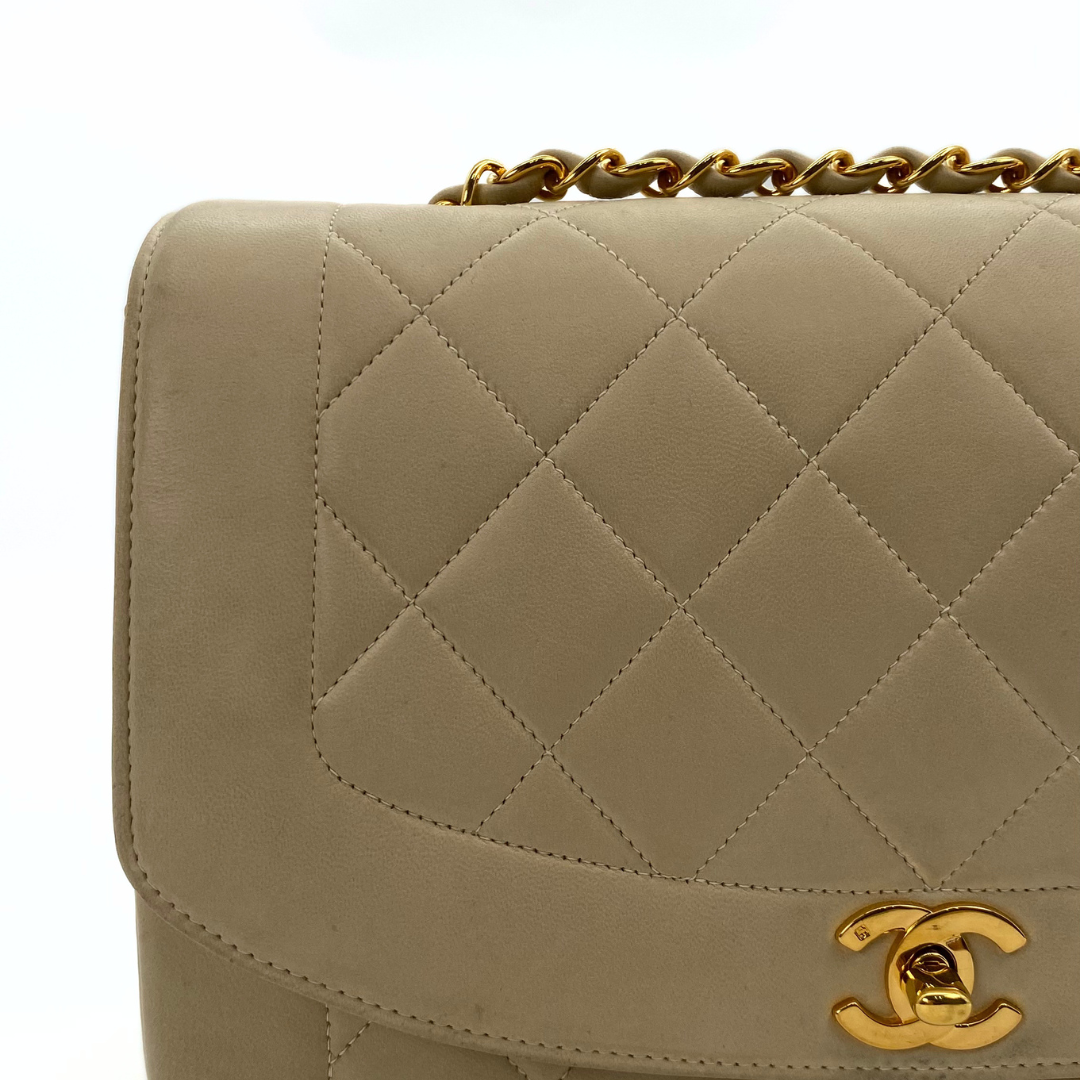 Levy, 2 Series Medium Diana Beige Lambskin with seal only