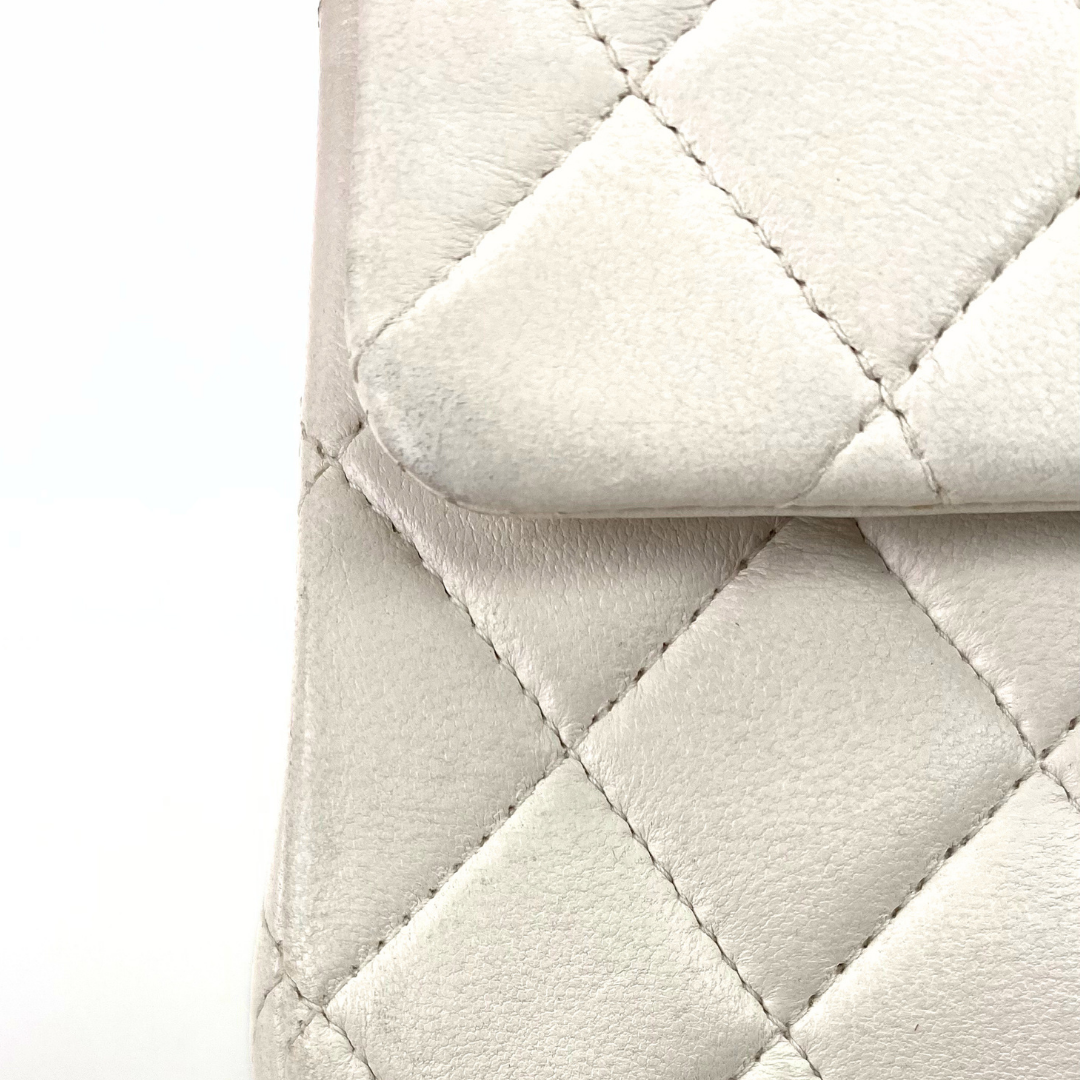 Sunwoo, 6 Series Medium Classic Flap White Lambskin wtih seal and card