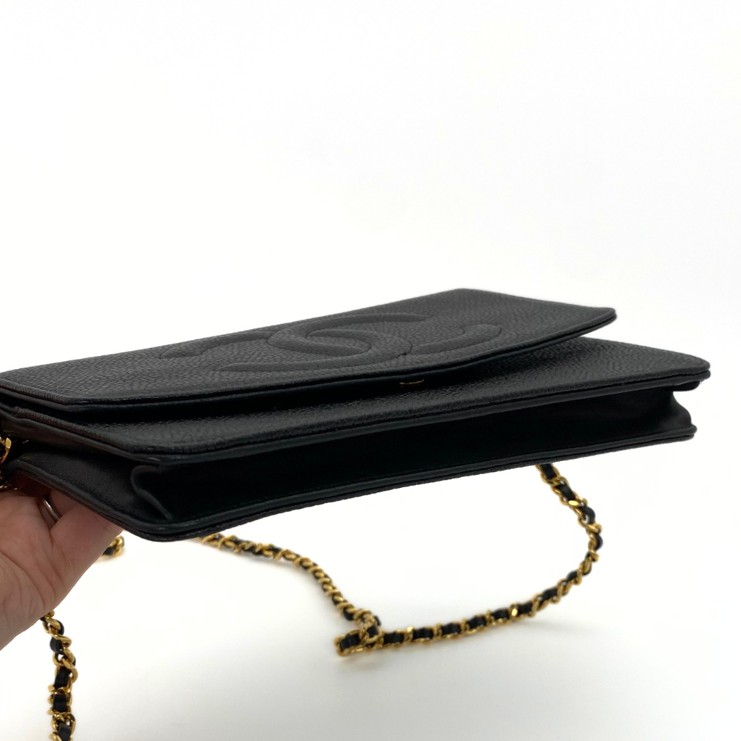 Nari, 5 Series Long Wallet Black Caviar with seal only