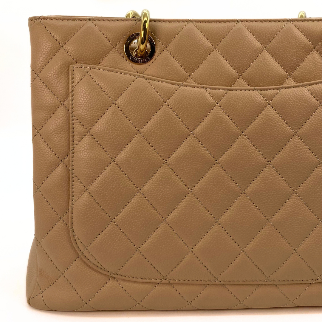 Chiyo, 16 Series GST Big Coco Beige Caviar with seal and card