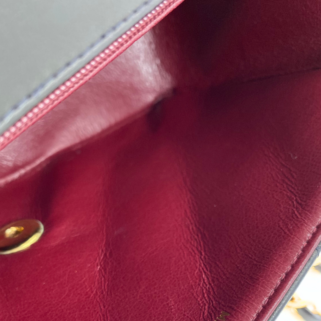 Ichika, 3 Series Small Diana Black Lambskin with seal and card