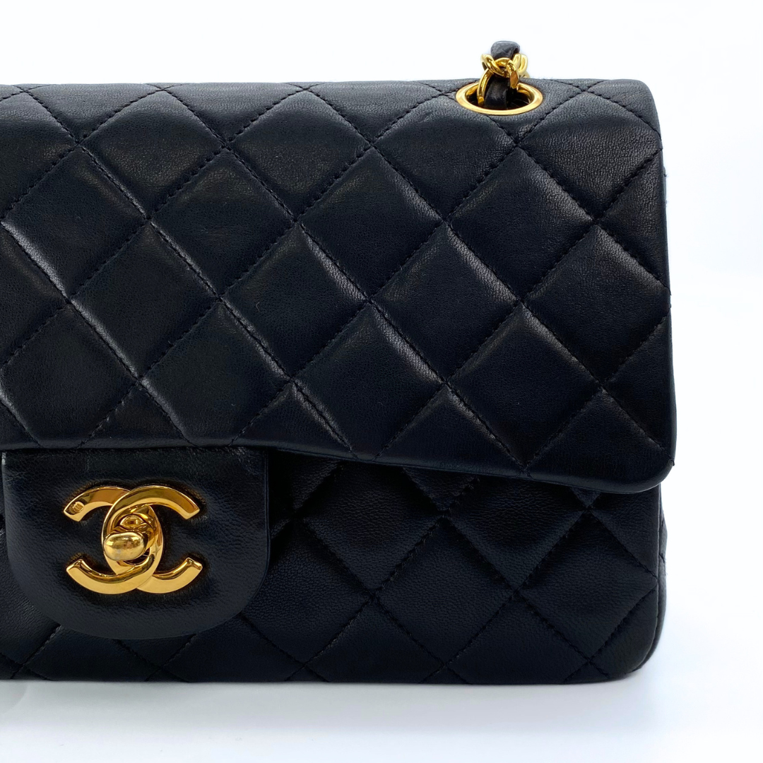 Gleb, 2 Series Small Classic Flap Black Lambskin with seal and card