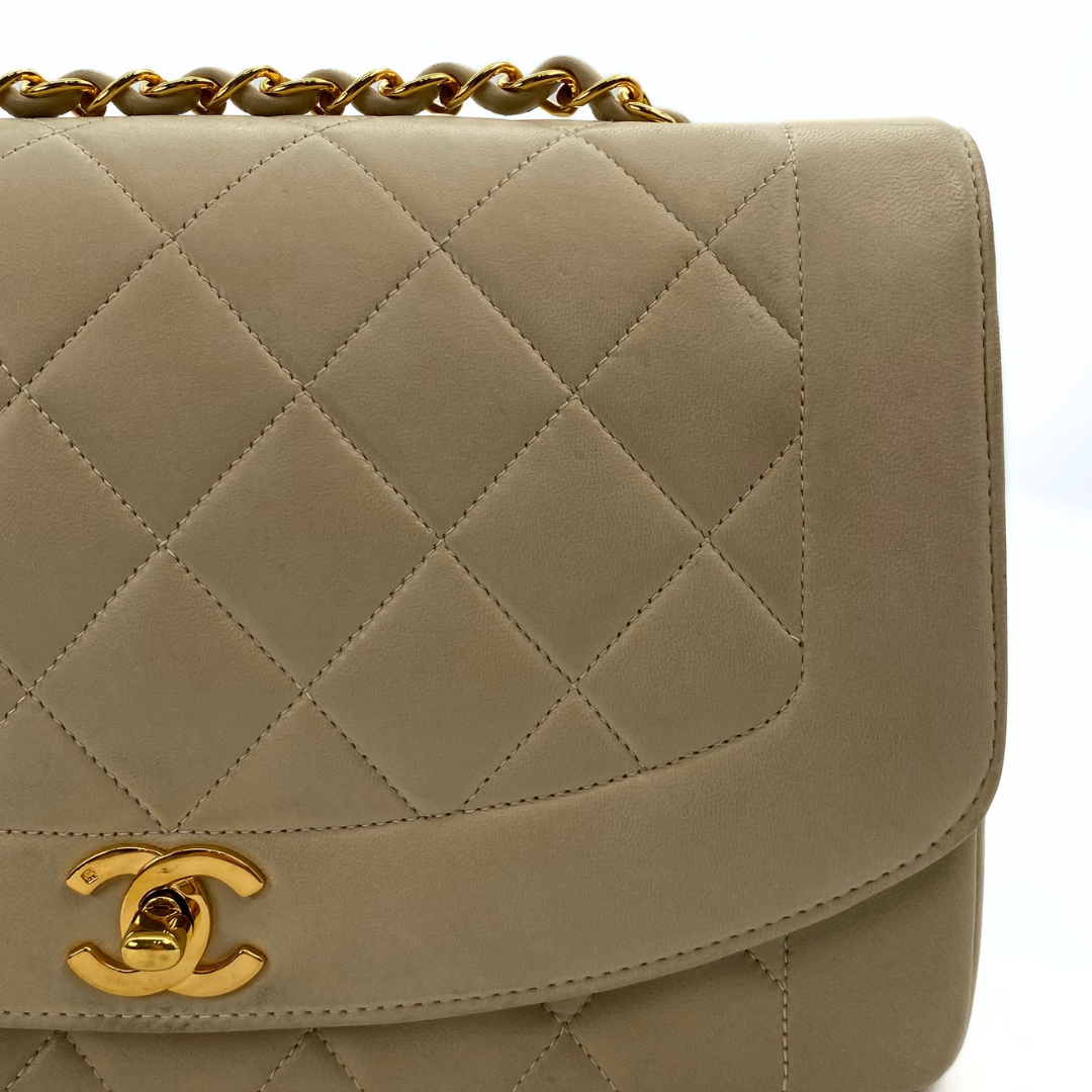 Levy, 2 Series Medium Diana Beige Lambskin with seal only
