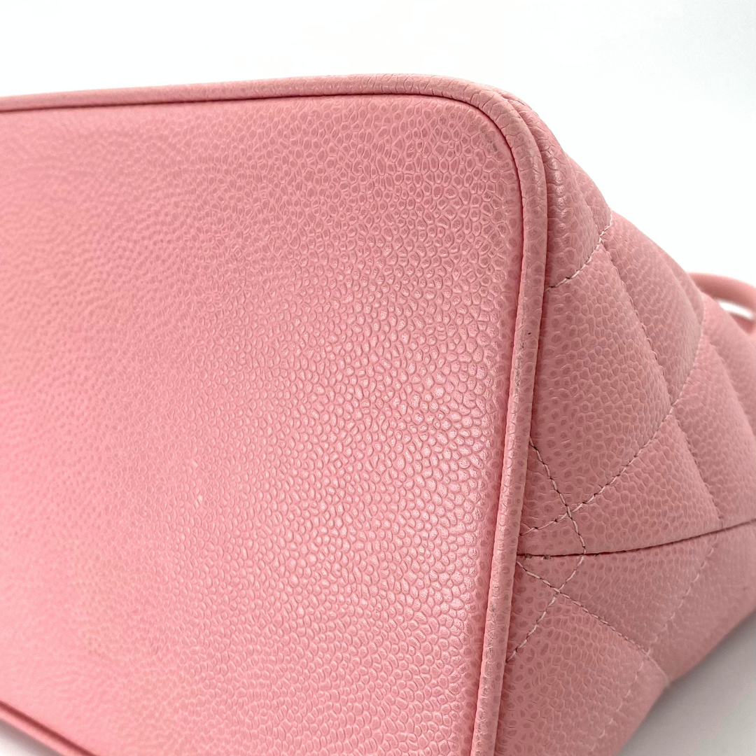 Dami, 8 Series Medallion Tote Reissue Pink Caviar with seal and card