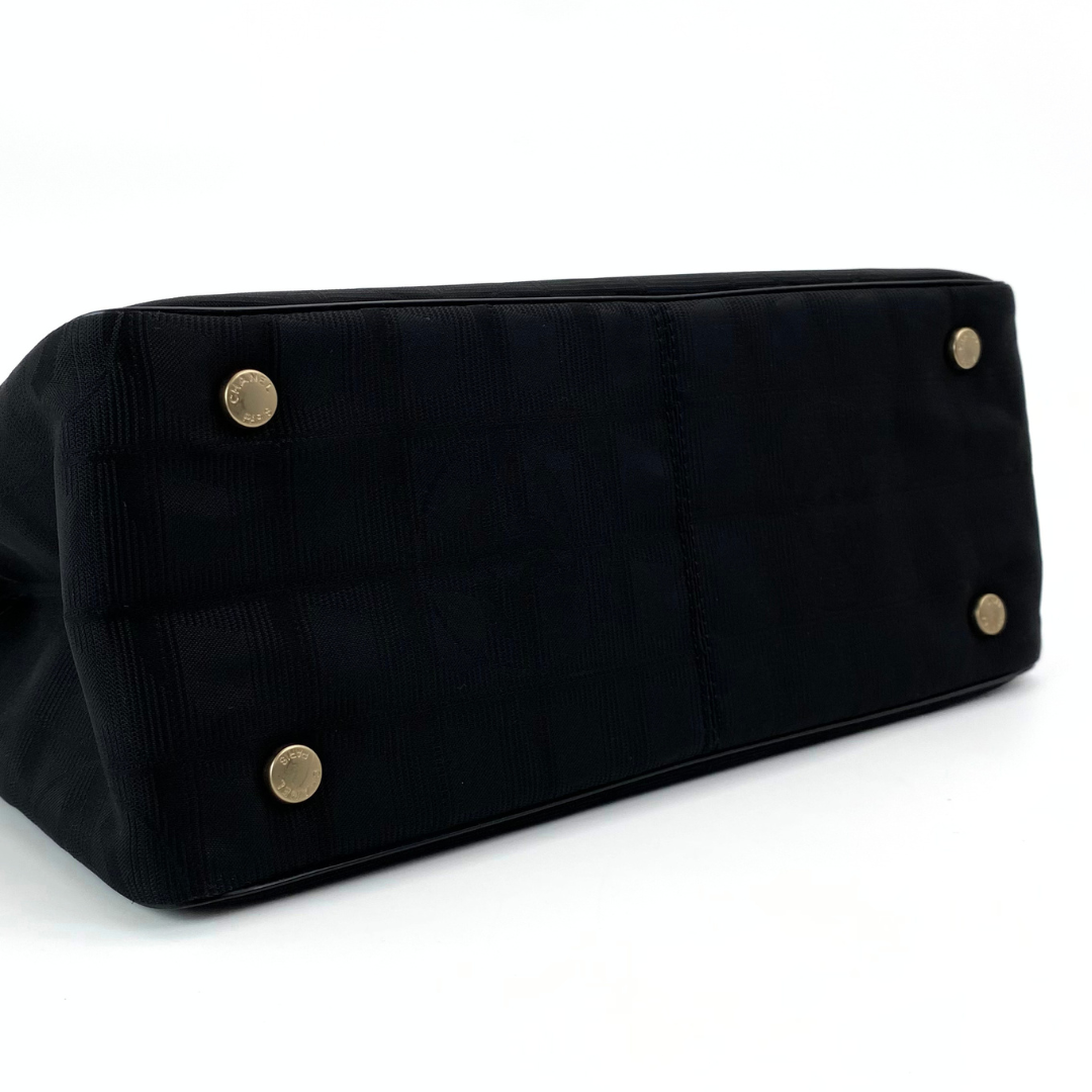 Perrin, 9 Series New Travel Line Tote PM with seal and card