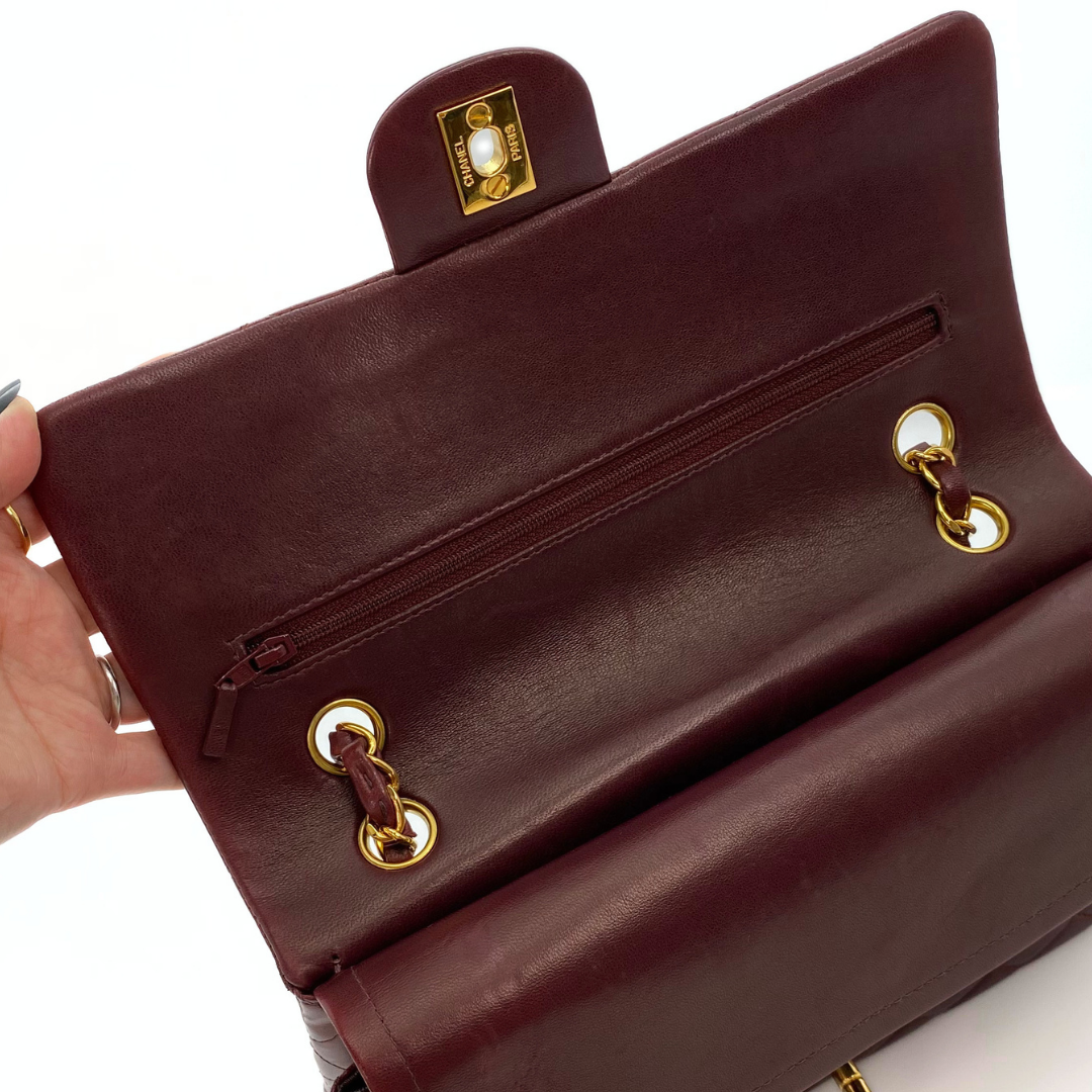 Rune, 5 Series Medium Classic Flap Bordeaux Lambskin with seal only