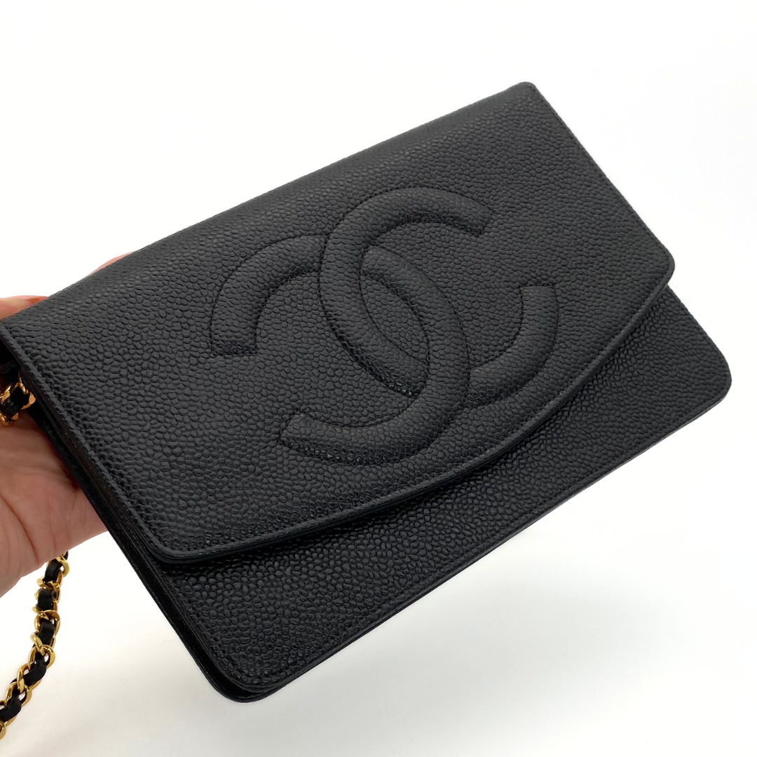 Nari, 5 Series Long Wallet Black Caviar with seal only