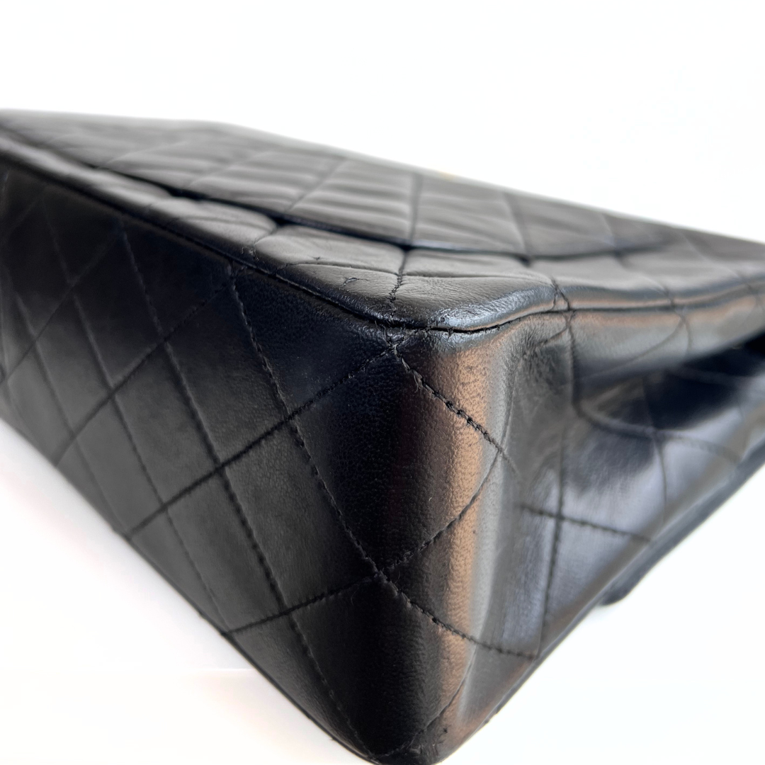 Elian, 1 Series Jumbo Flap Black Lambskin with Card Wallet with seal and card