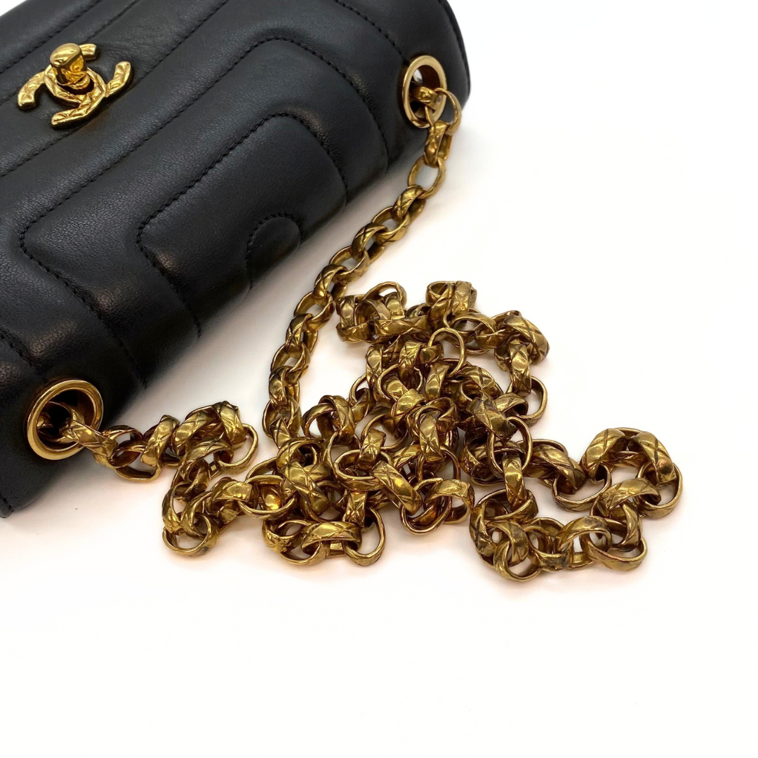Lori, 2 Series Bijoux Chain Black Lambskin with seal only