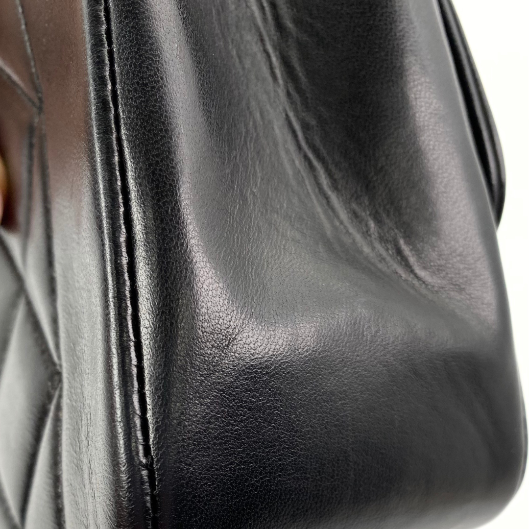 Kaori, 3 Series Small Diana Black Lambskin with seal and card