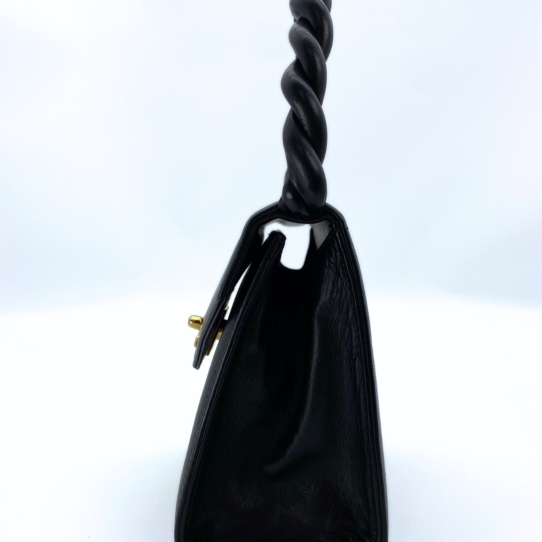 Makoto, 4 Series Turnlock Black Lambskin with seal and card