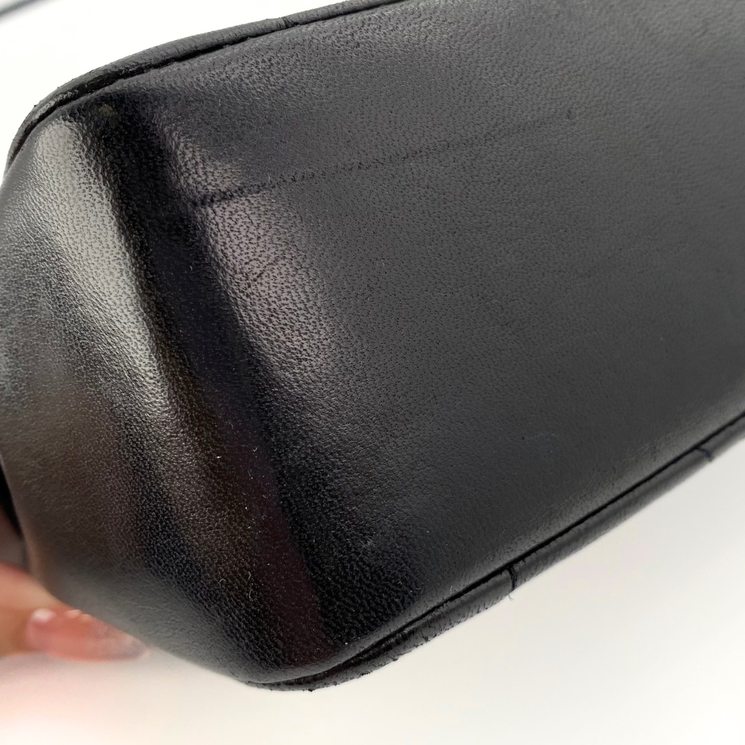 Ruslan, 1 Series Small Tab Border Black Lambskin with seal and card