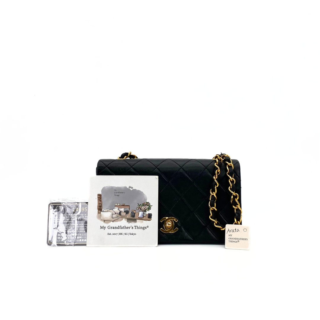 Arata, 1 Series Small Full Flap Black Lambskin with seal and card