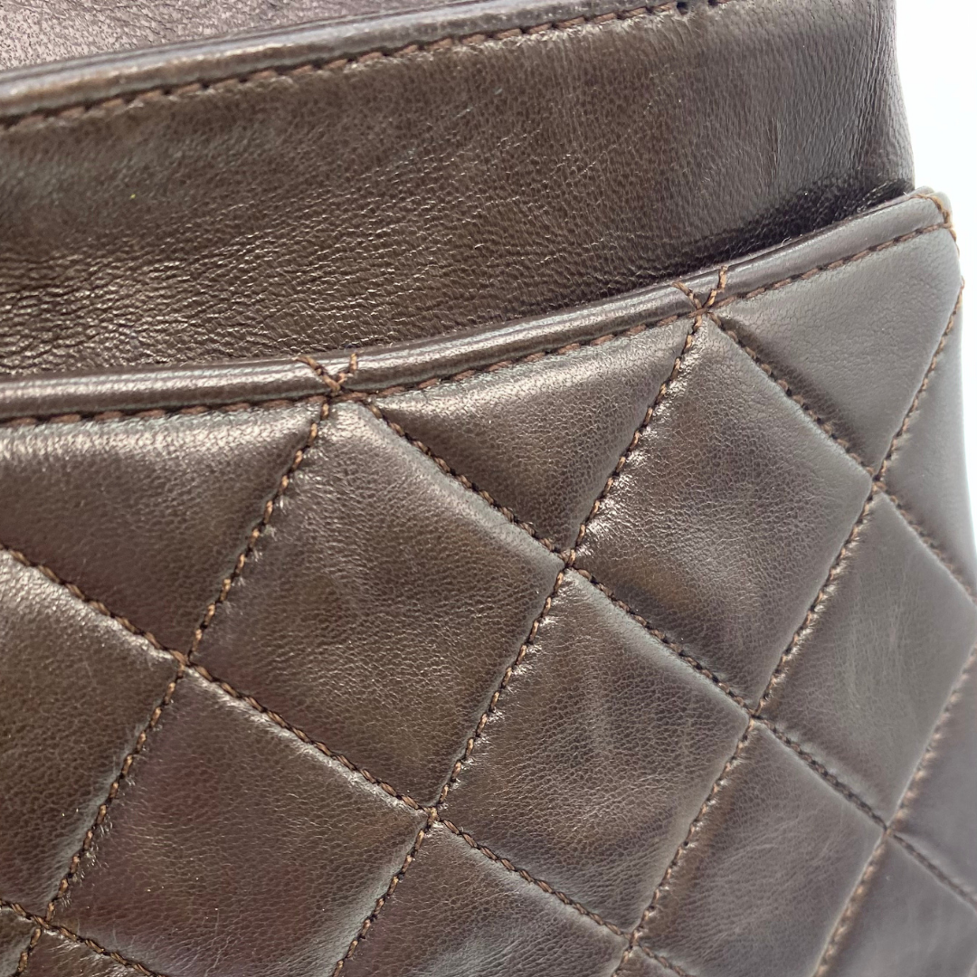 Leandro, 1 Series Small Classic Flap Brown Lambskin with seal only