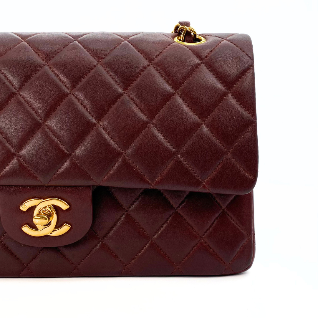 Rune, 5 Series Medium Classic Flap Bordeaux Lambskin with seal only