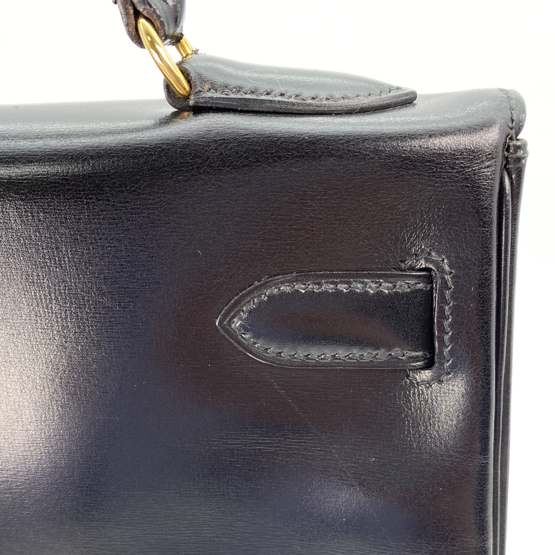 Malin, 1966 Kely 32 Retourne Black Boxcalf with stamp V