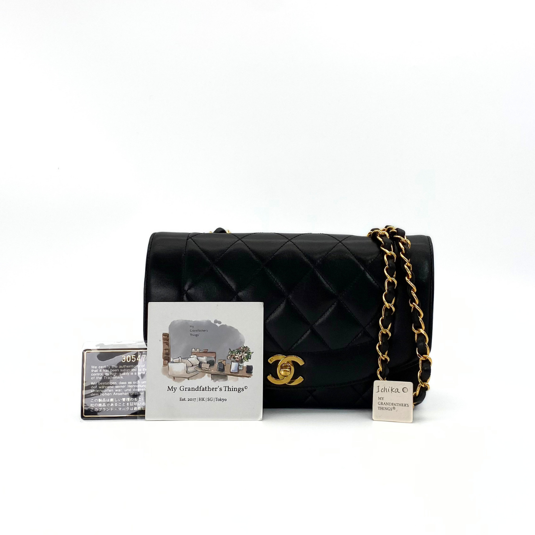 Ichika, 3 Series Small Diana Black Lambskin with seal and card