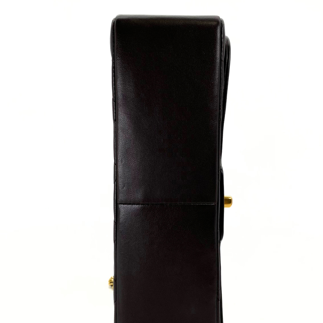 Yukiko, 1 Series Medium Brown Lambskin Tab Border Single Flap with seal and card