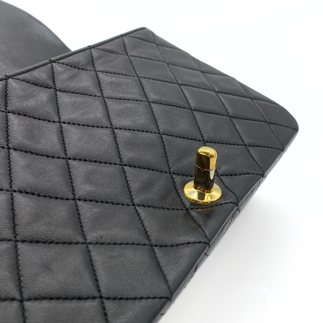 Cyrus, 1 Series Small Full Flap Black Lambskin with seal and card