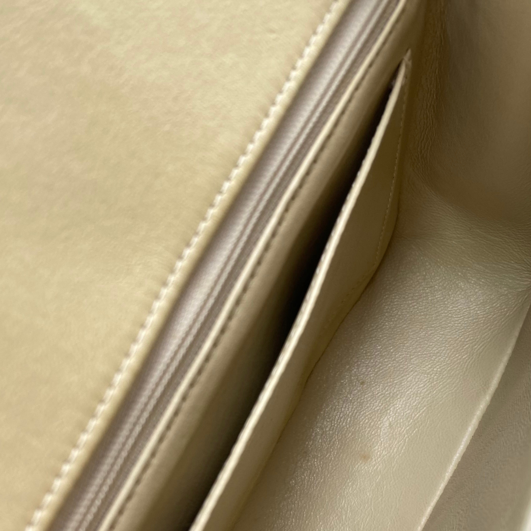 Levy, 2 Series Medium Diana Beige Lambskin with seal only