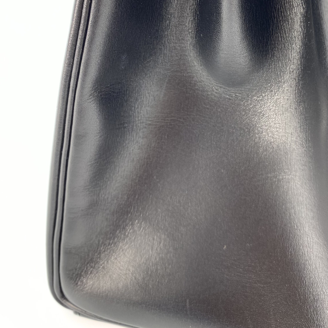 Malin, 1966 Kely 32 Retourne Black Boxcalf with stamp V