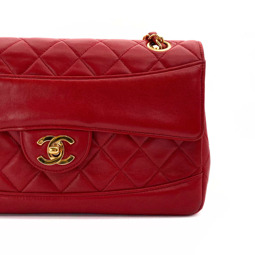Hiroki, 1 Series Red Lambskin Horizon Flap Gold Hardware with seal only
