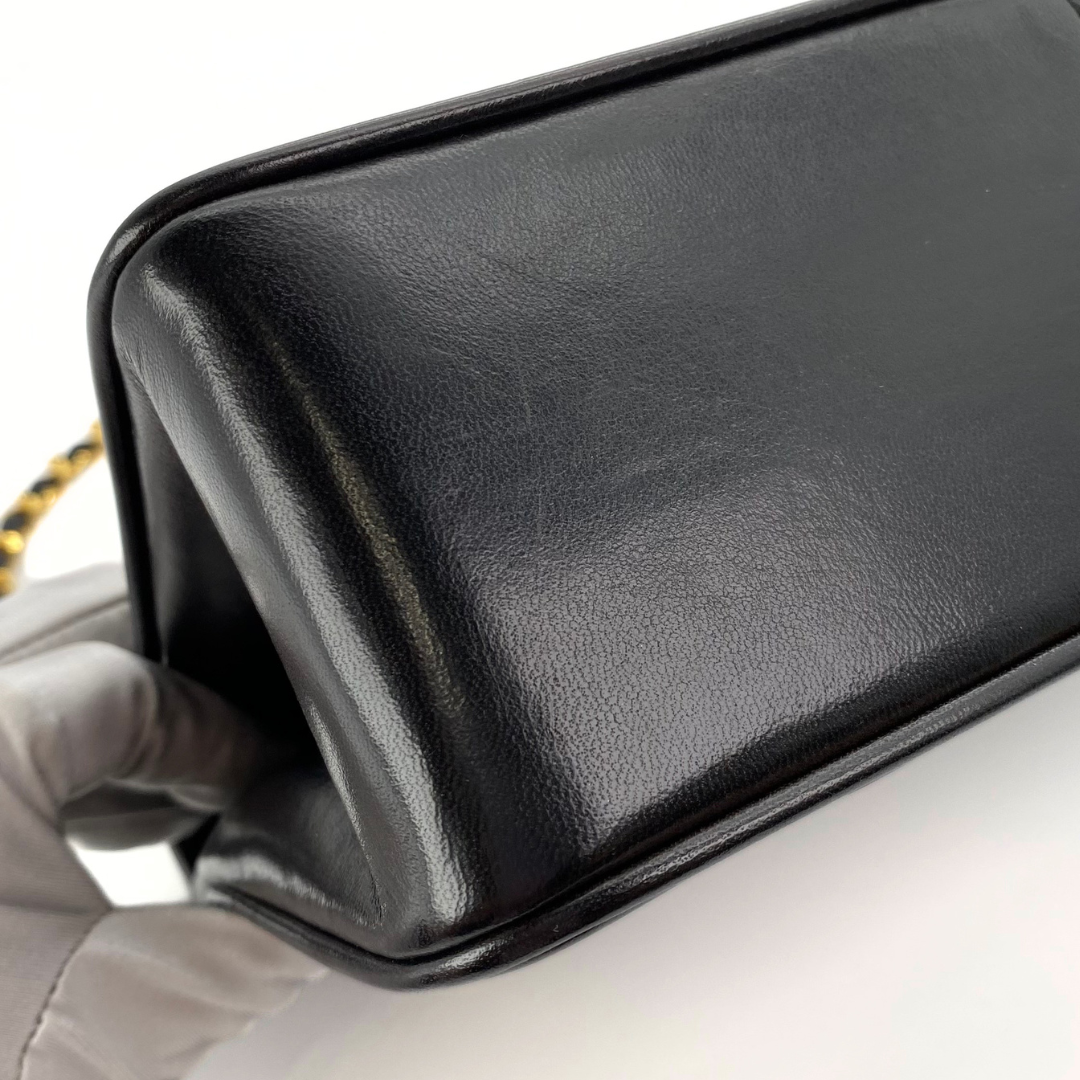 Eunho, 2 Series Single Flap Chevron Black Lambskin with seal and card