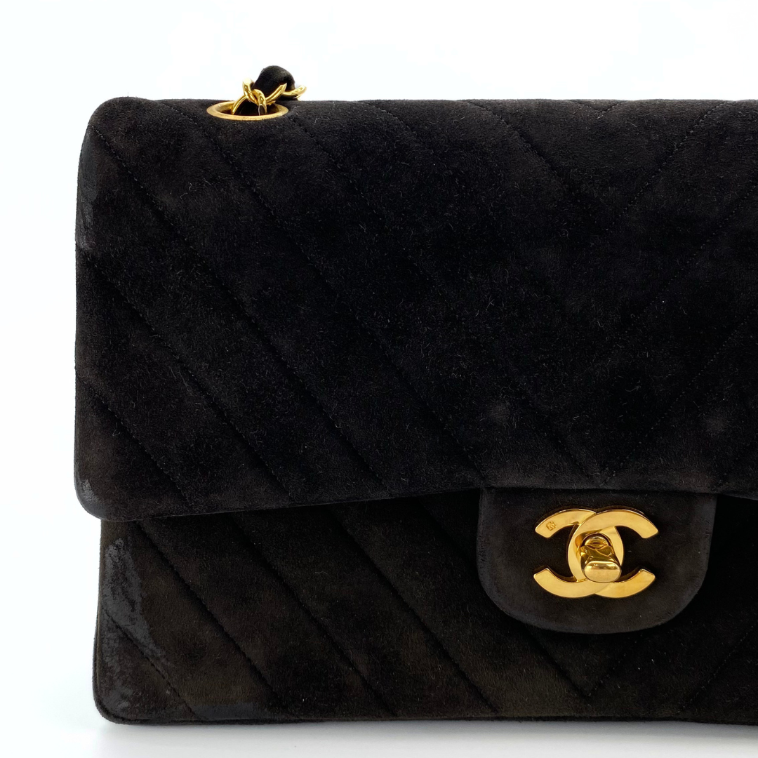 Jiho, 1 Series Medium Classic Flap Chevron Black Suede with seal and card