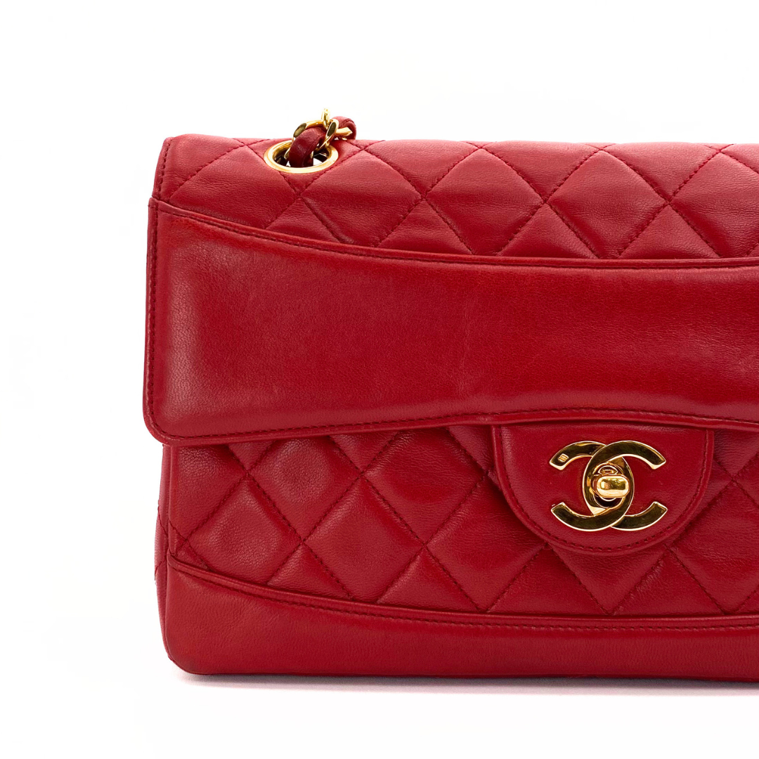 Hiroki, 1 Series Red Lambskin Horizon Flap Gold Hardware with seal only
