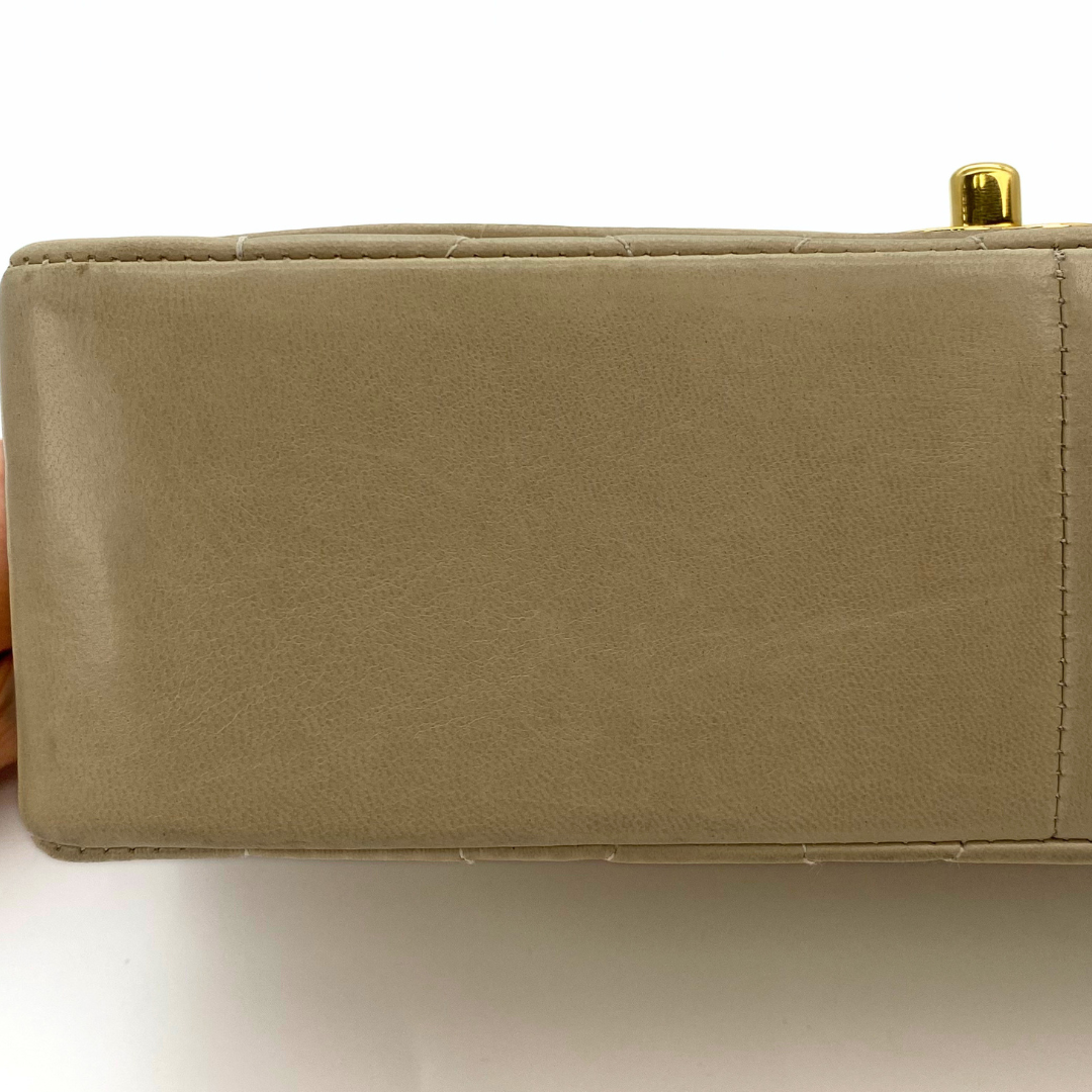Levy, 2 Series Medium Diana Beige Lambskin with seal only