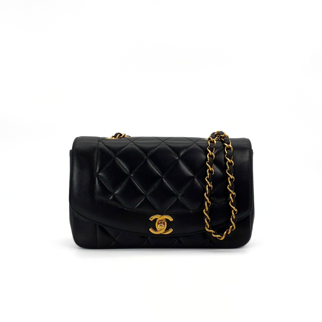 Kaori, 3 Series Small Diana Black Lambskin with seal and card
