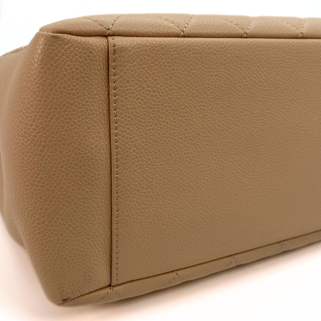 Chiyo, 16 Series GST Big Coco Beige Caviar with seal and card