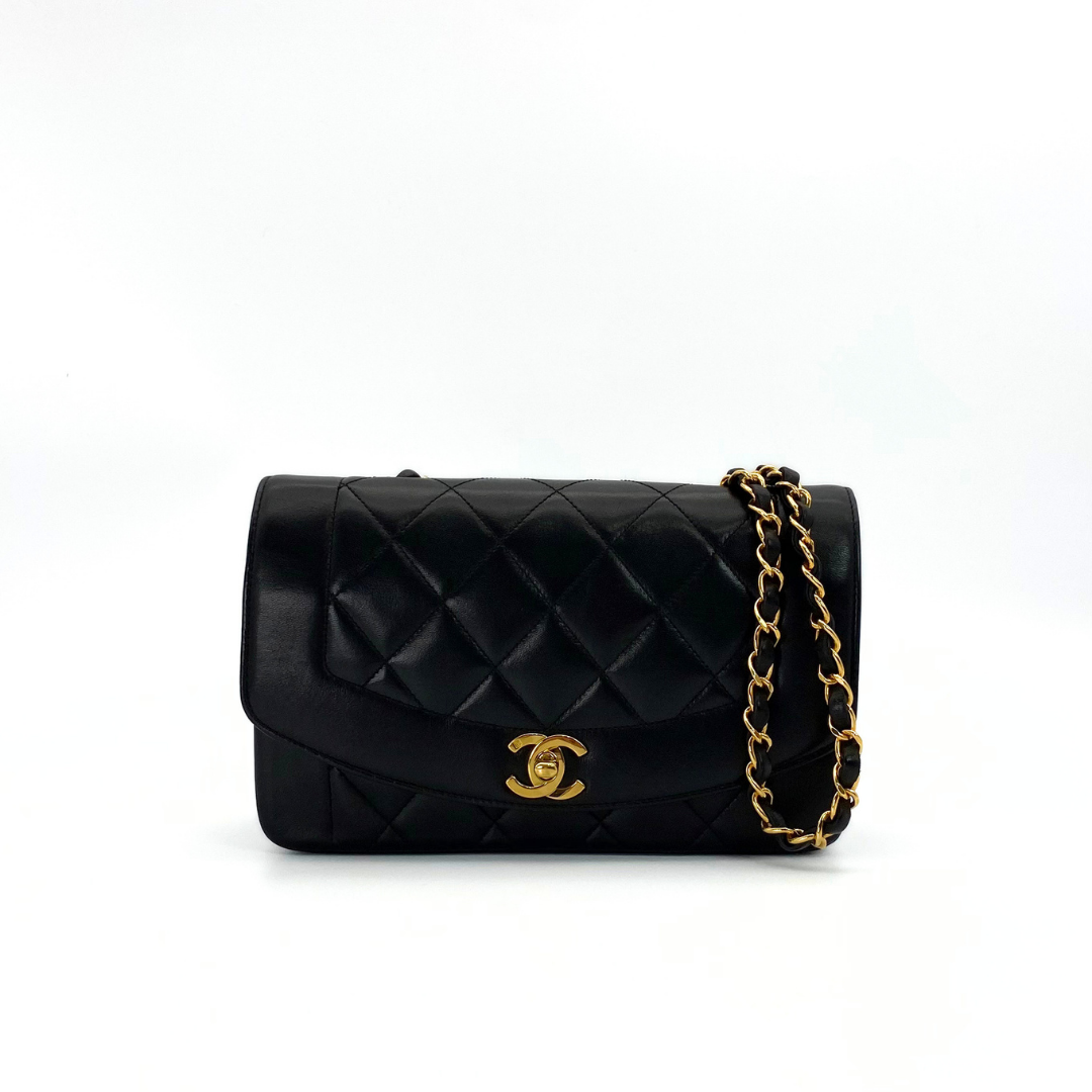 Ichika, 3 Series Small Diana Black Lambskin with seal and card
