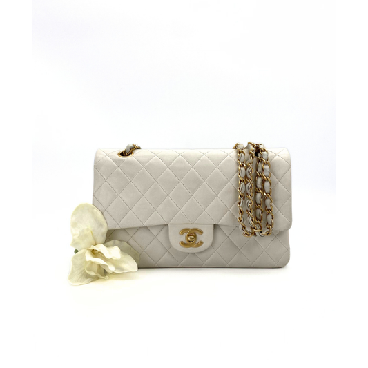 Sunwoo, 6 Series Medium Classic Flap White Lambskin wtih seal and card