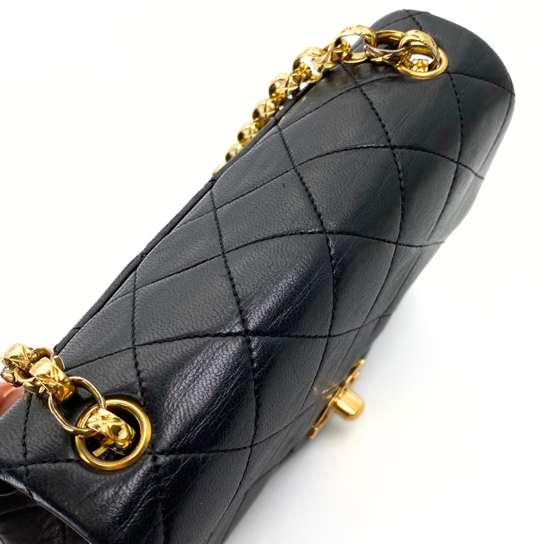 Hayato, 2 Series Mini Sq17 Black Lambskin with Bijoux Chain with seal only