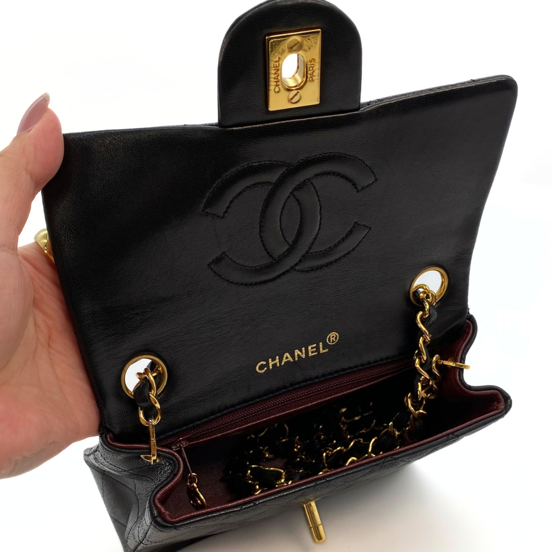 Michiru, 1 Series Square 17cm Black Lambskin with seal and card