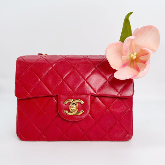 Chou, Vintage Authentic Chanel 1 series 17cm square mini red lambskin with seal